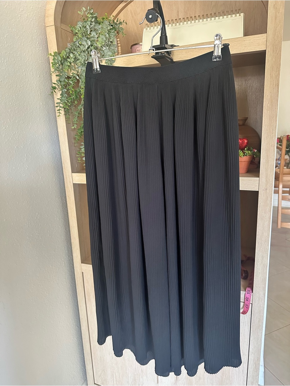 Zara Black Pleated Pants with Elastic Waist